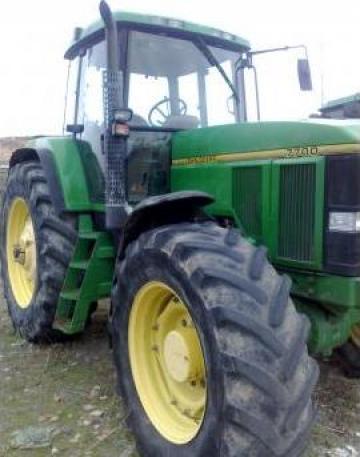 Tractor agricol John Deere 7700
